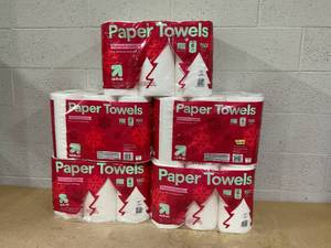 lot 178 image: LOT OF 5 up&up Paper Towels