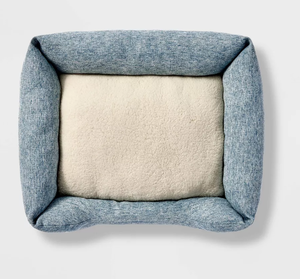 lot 147 image: Boots & Barkley Cuddler Dog Bed - M - Blue - 27.69 Inches (L), 7.02 Inches (H) x 22.62 Inches (W)