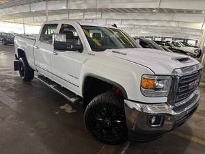 2018 GMC Sierra 2500HD Duramax 4x4 Crew Cab