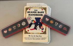 BR2 - Beanie Baby Handbook 1998 Edition by Les & Sue Fox with Ty Pin Sets