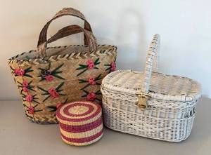 BR2 - Two Woven Handbags & Basket Set - Floral Tote & White Wicker Basket Style