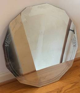 BR2 - Vintage Round Mirror with Etched Leaf Border