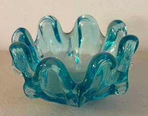 BR2 - Vintage Mid-Century Modern Blue Swung Glass Finger Bowl