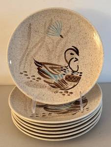 BR2 - Seven Bob White by Red Wing 8-Inch Dinner Plates - Vintage Set