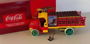 BR2 - Coca-Cola 1925 Mack AC Depot Model Truck