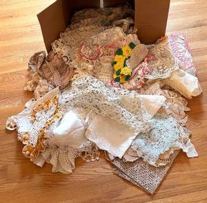 BR1 - Vintage Lace and Linens Box