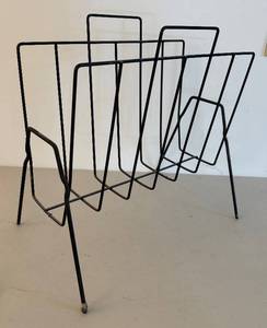 UL - Vintage Mid Century Metal Magazine Stand