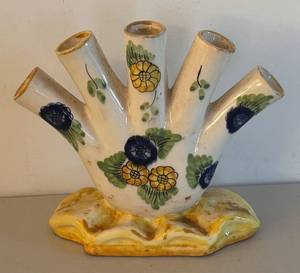 UL - Vintage Italian Finger Vase