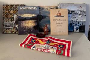 UL - Scandinavian Design Books Collection With Gnome Figurine, Dish & Tapestry