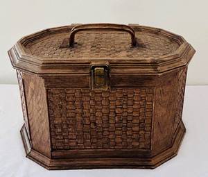 uL - Hexagonal Wooden Sewing Box with Accessories - 9 x 16 in