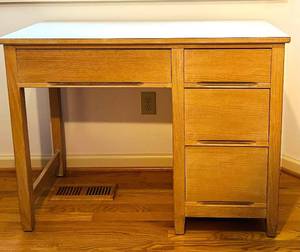 uL - Vintage Wooden Desk with 4-Drawer Right-Side Cabinet