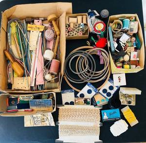 uL - Vintage Sewing Notions Collection Threads, Bobbins, Lace & Trim