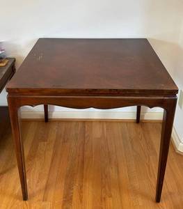 uL - Vintage Carved Wood Table - Scalloped Apron