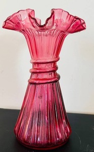 UL- Vintage Fenton Cranberry Glass Wheat Vase