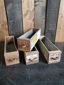 lot 16 image: 4 Vintage Wood and Metal Drawers great for display or small succulents