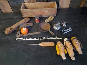 lot 75 image: Misc lot of Car emblems wine toppers Wooden boxes pool ball and mores