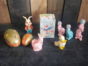lot 82 image: Vintage Easter Decor Bunny, Duck, German Made Egg Easter Lot