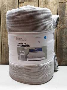 lot 32 image: FullQueen Corduroy Plaid Comforter Gray - Room Essentials