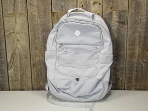 lot 100 image: 21L Sporty Backpack - All In Motion Gray