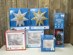 lot 124 image: Lot of Christmas Star Tree Toppers