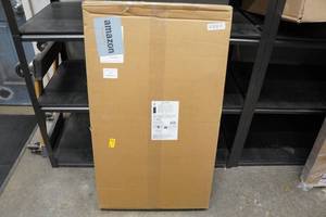 lot 3 image: Foldable 2-Wings Gullway Metal Drying Rack - White