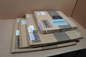 lot 26 image: Picture Frames