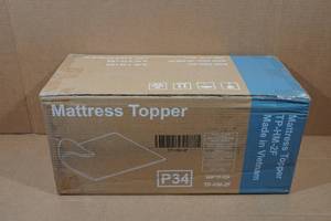 lot 50 image: 2 Full Mattress Topper