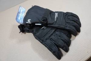 lot 121 image: Clam Ice Armor Agility Gloves - 2XL