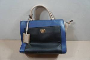 lot 228 image: Ladies Hand Bag