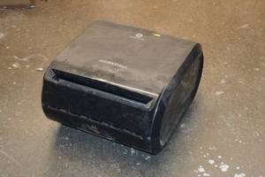 lot 235 image: En Motion Towel Dispenser