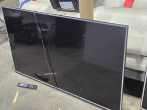 LG 60" Flatscreen TV 60UH6035 with Remote Control and Power Cord