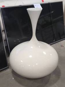 lot 429 image: Abstract Vase with Skinny Neck 32 x 24
