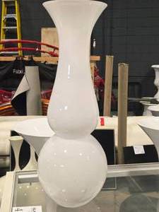 lot 430 image: Glass Vase 29 12 x 11 (white)