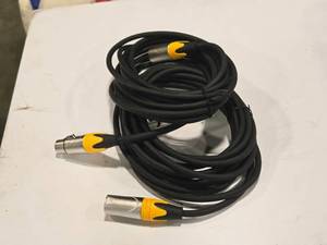 lot 397 image: Lot of (2) Live Wire 10 3-pin DMX Cables