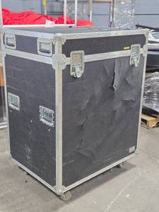 lot 479 image: Rolling Road Case 38 x 28 x 50