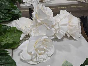 lot 572 image: Lot of (10) Z-Gallerie 12 Faux Village Flower - Rose (white)