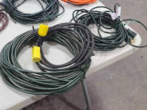 lot 613 image: Lot of (3) Extension Cords - 100, 50 and 10