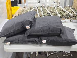 lot 635 image: Lot of (4) Sunbrella� Throw Pillows 17 x 17 (charcoal grey)