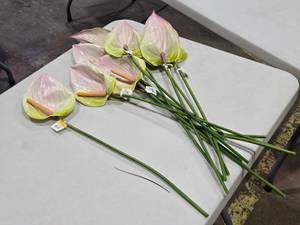 lot 583 image: Lot of (12) Open House 28 Faux Peace Lily Stem