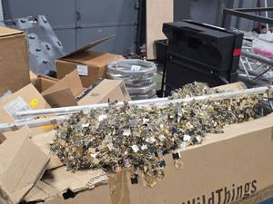 lot 621 image: Lot of (8) Metallic Mirror Beaded Curtain 3 x 12 (shimmy light gold)