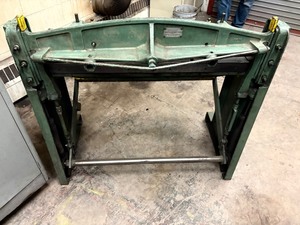 Pexto foot operated Shear