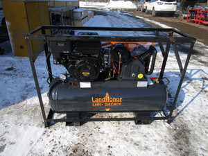 lot 45 image: LandHonor 40gal Service Truck Air Compressor