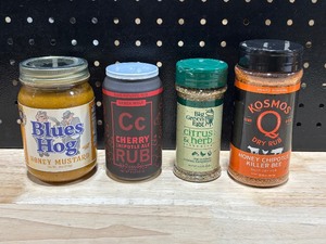 lot 4 image: Seasoning and Sauces