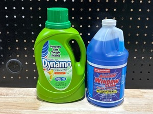 lot 28 image: Detergent and Window Cleaner