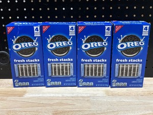 lot 29 image: Oreo Cookies