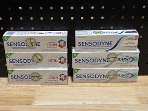 lot 78 image: Toothpaste