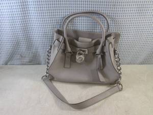 lot 19 image: (H-1) Michael Kors Purse...