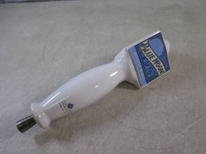 lot 25 image: (FS) Blue Moon Belgian White Wheat ...