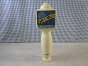 lot 181 image: (FS) Blue Moon Belgian White Wheat ...