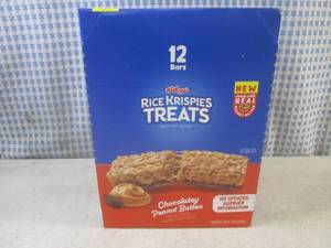 lot 320 image: (B-3) Box of 12 Chocolatey Peanut B...